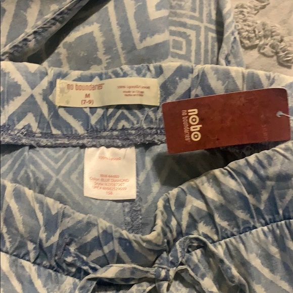 3/$25 Woman’s pants size 7/9 NWT - Picture 6 of 9